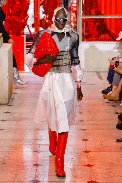 Look 20